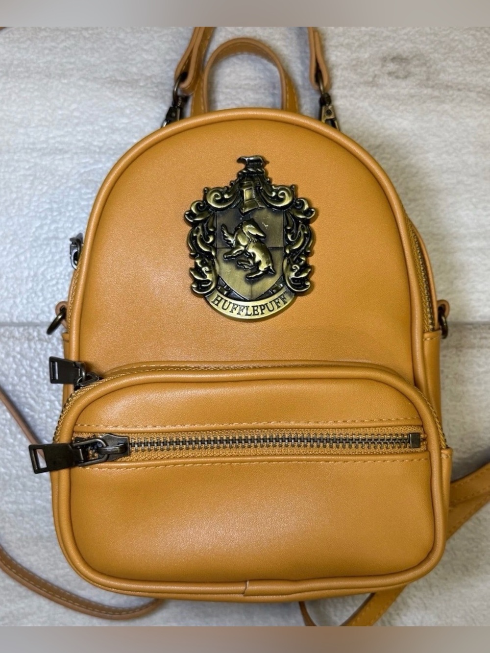 Wizarding World Harry Potter Hufflepuff Mini
Backpack Purse Universal Studios